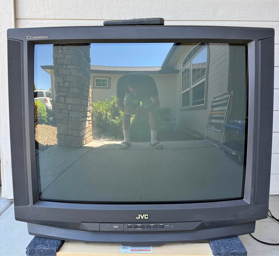 JVC AV-36D501 | CRT Database