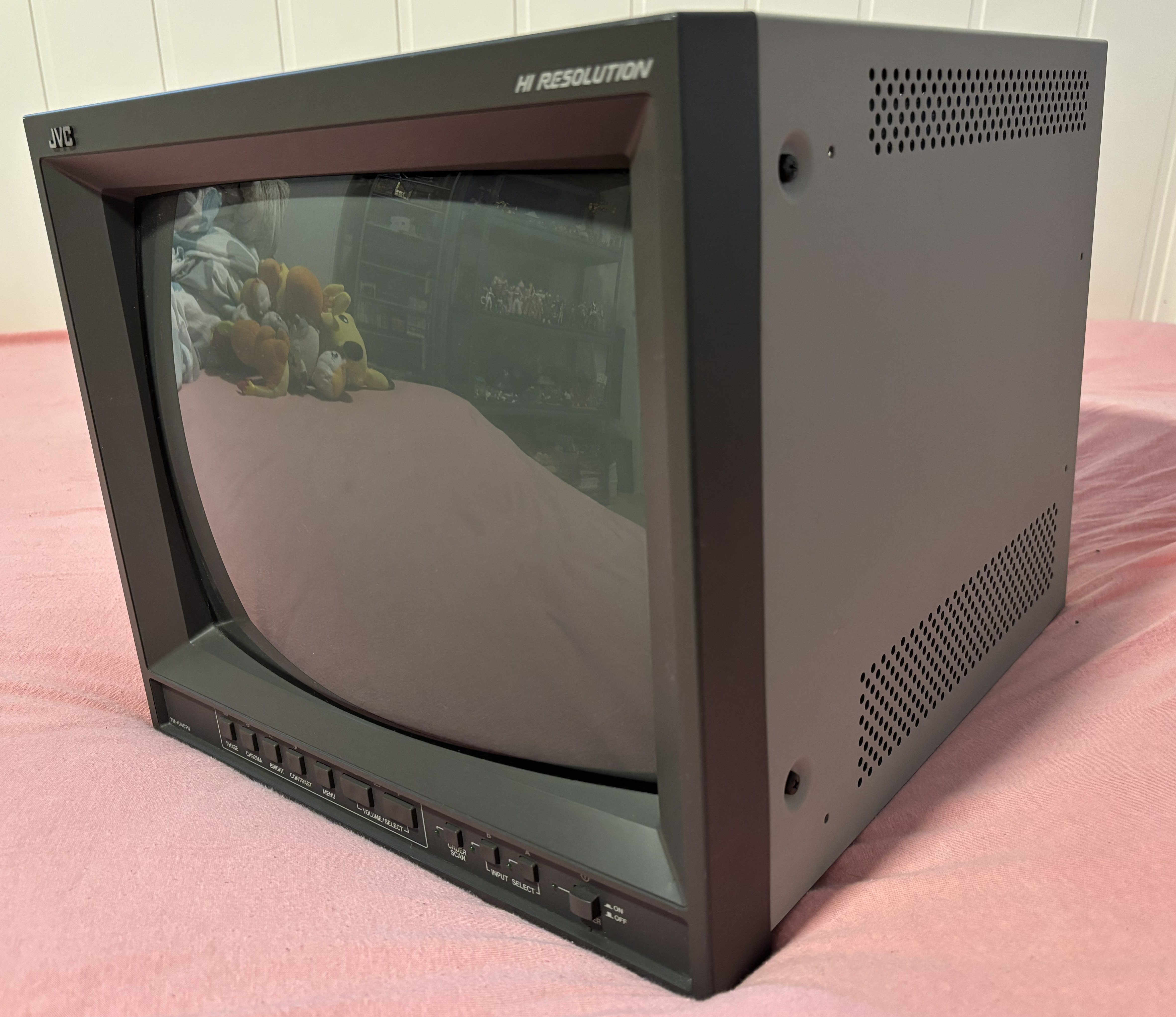 JVC TM-H140PN | CRT Database