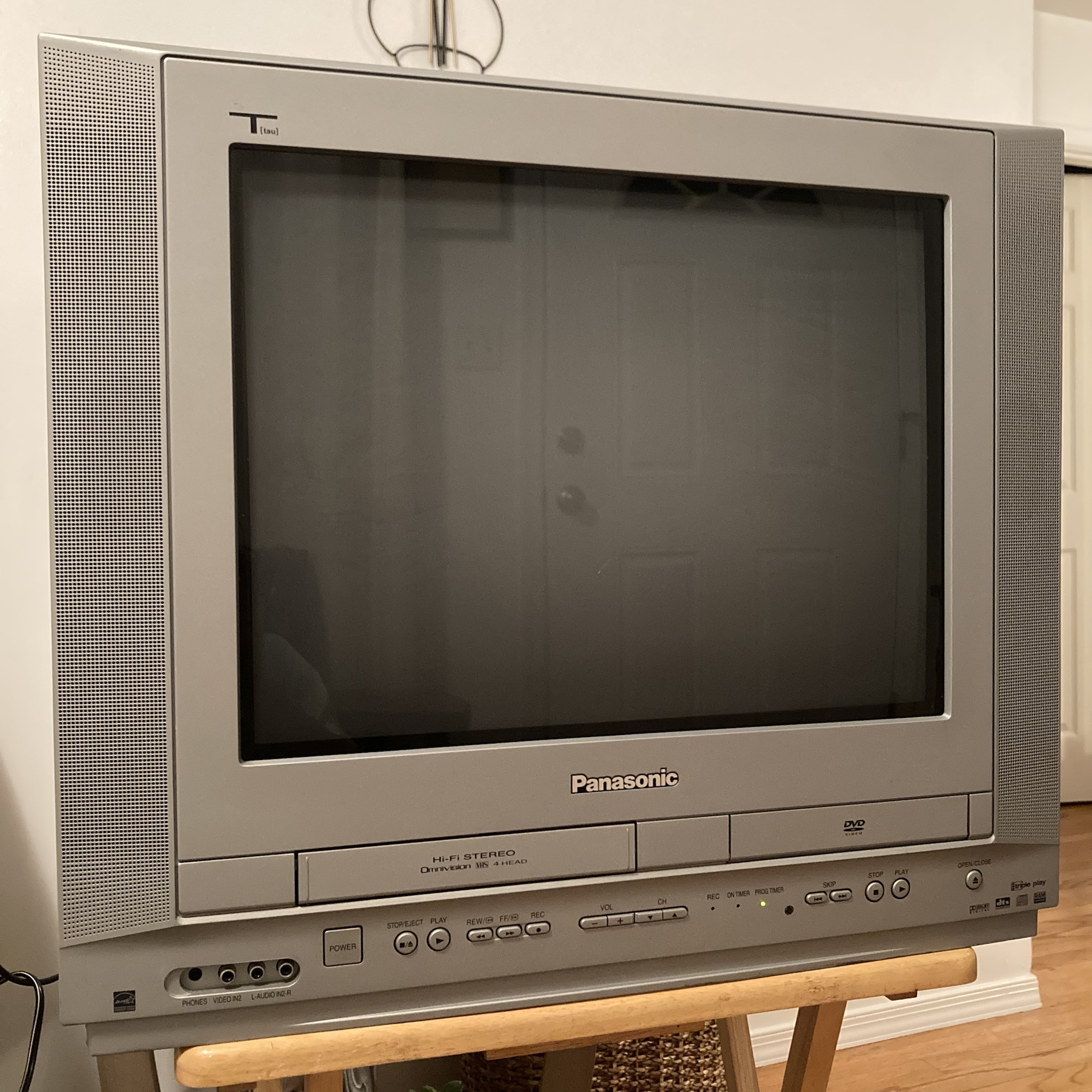 Panasonic PV-DF205 | CRT Database