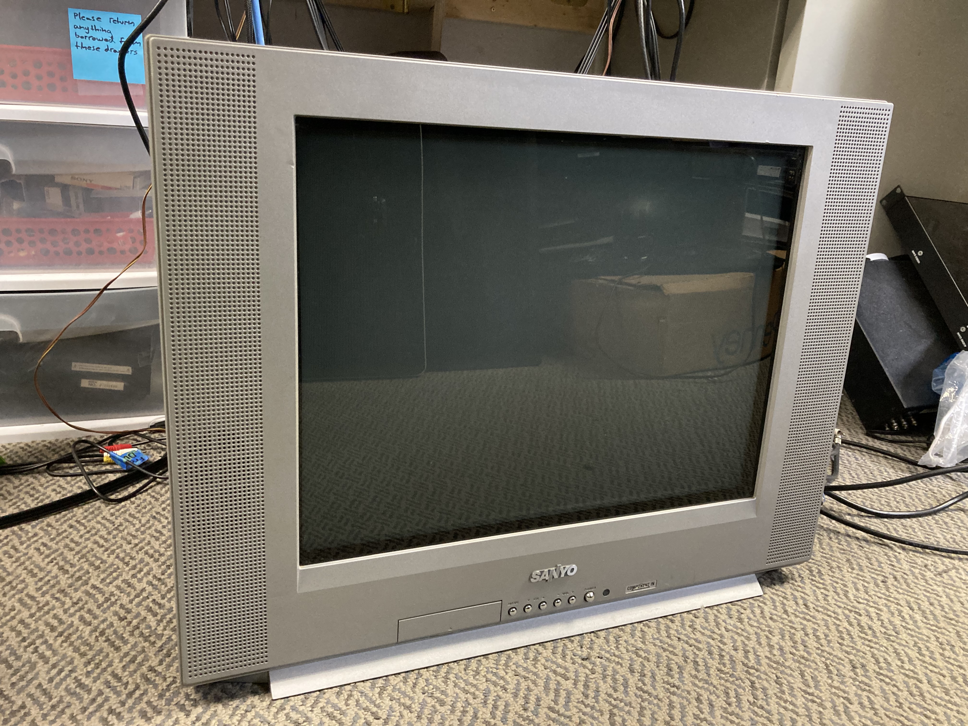 Sanyo DS20424 | CRT Database