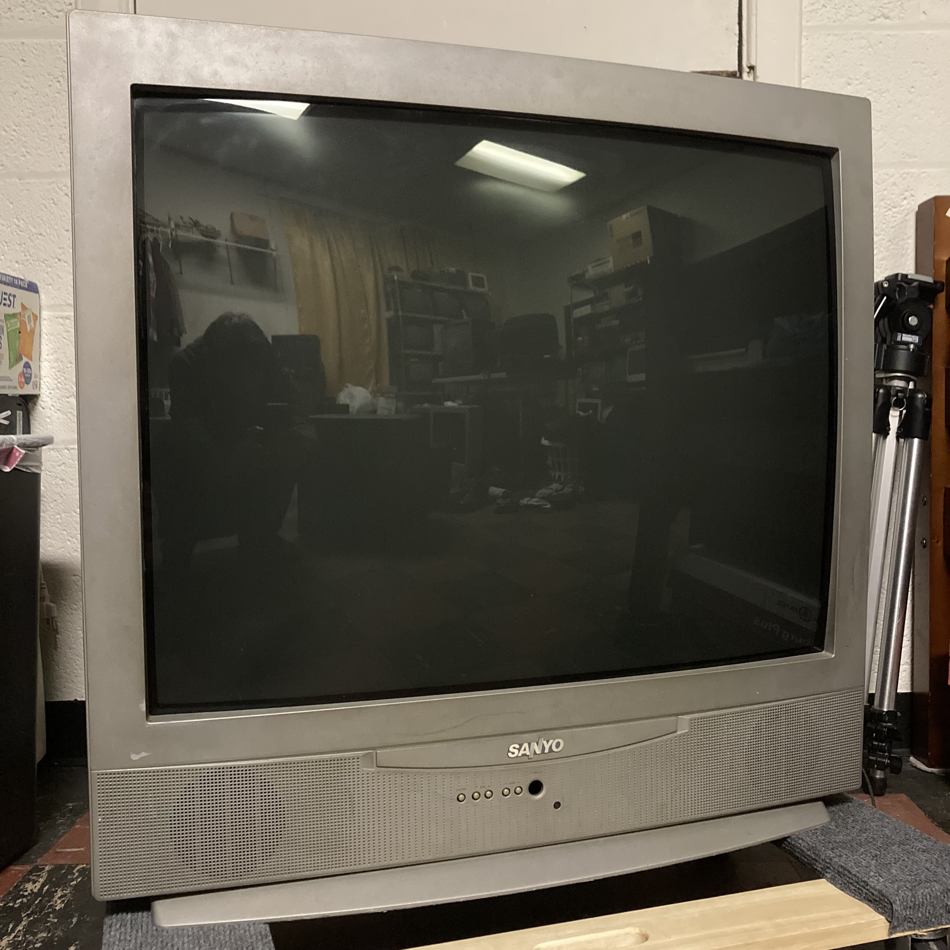 Sanyo DS32224 | CRT Database Sanyo DS32224 | CRT Database