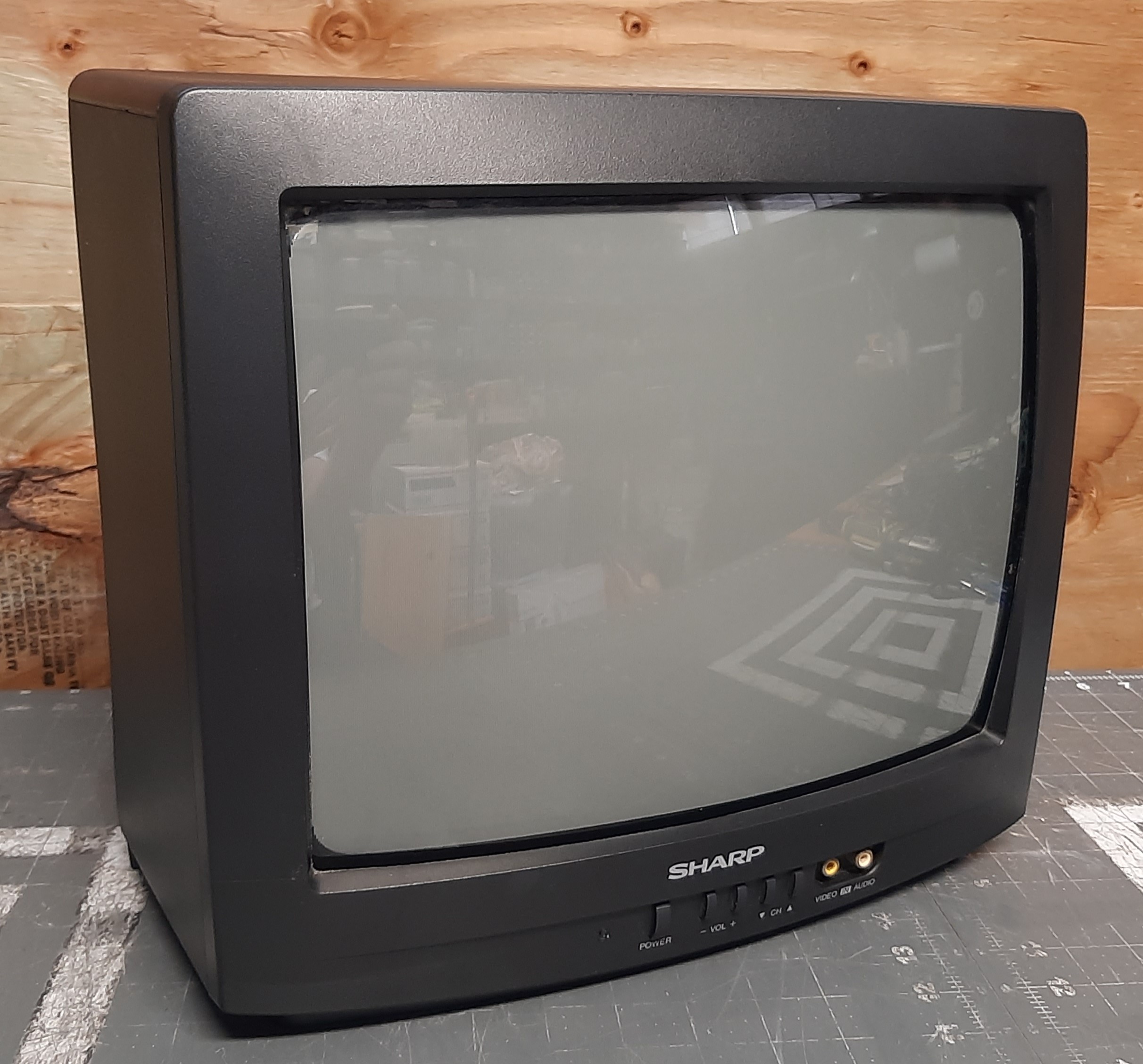 Sharp 13J-M100 | CRT Database