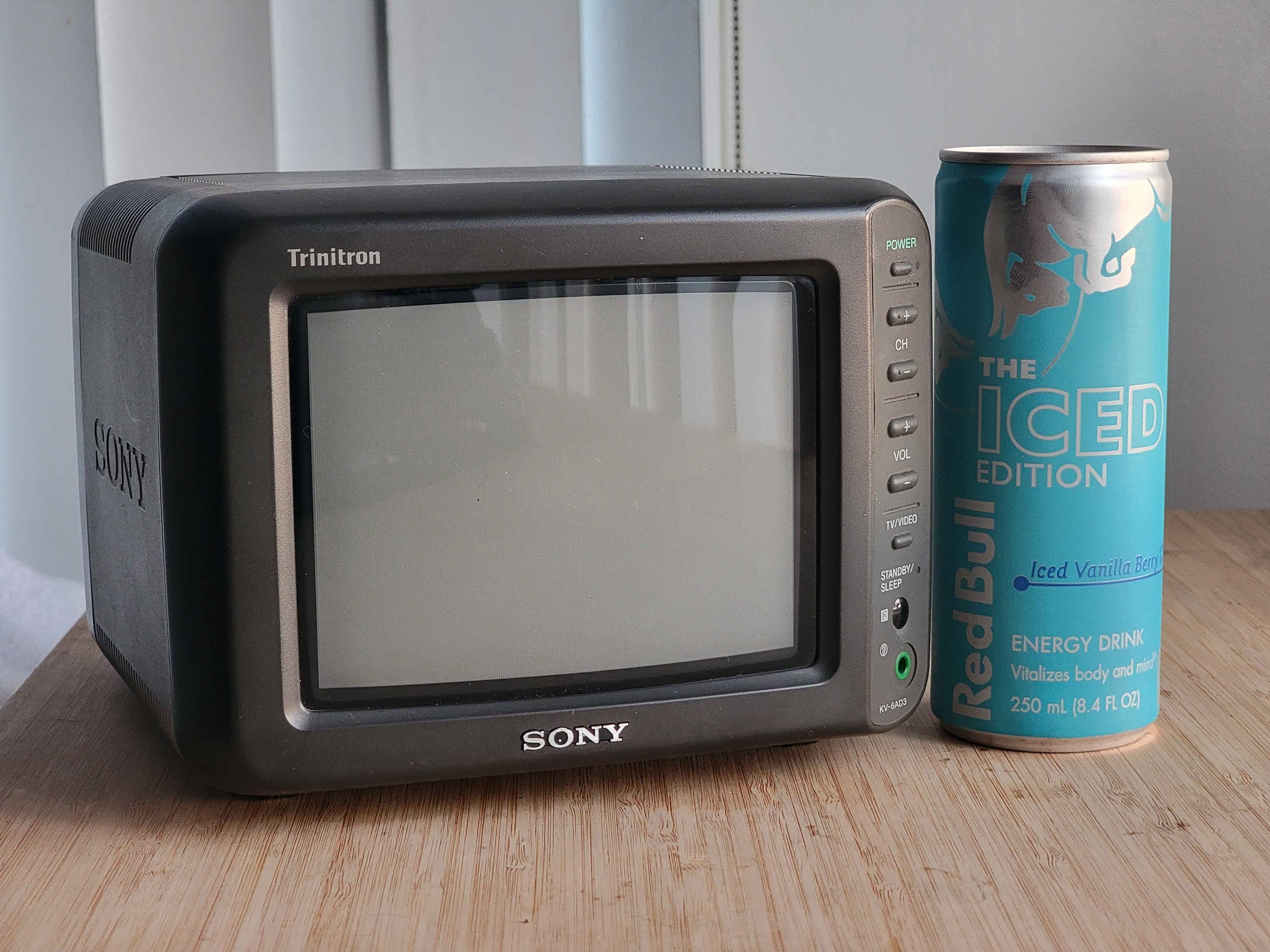SONY Trinitron KV-6AD3 ブラウン管カラーテレビ① Sony KV-6AD3 | CRT Database