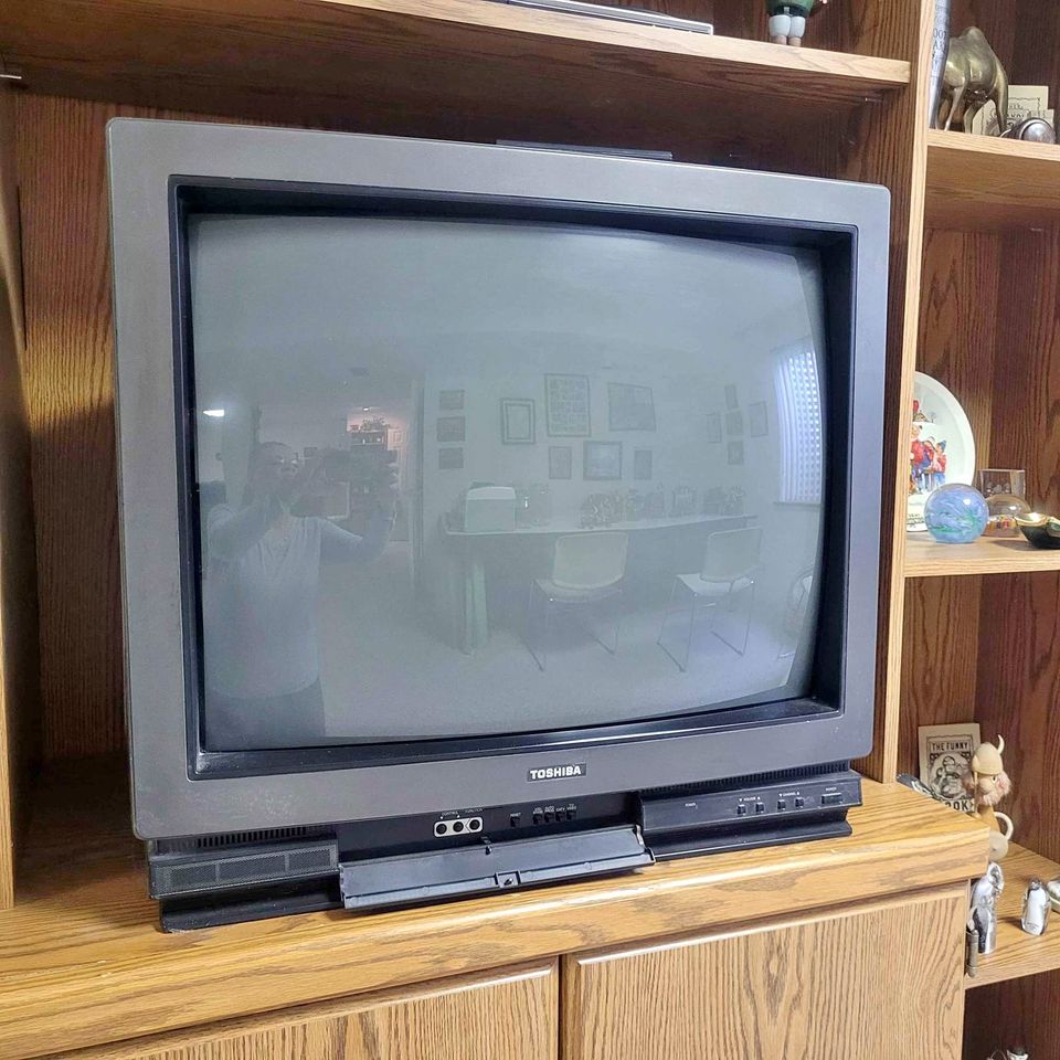 TOSHIBA ホワイトテレビ CT-101236A TOSHIBA ホワイトテレビ CT-101236A