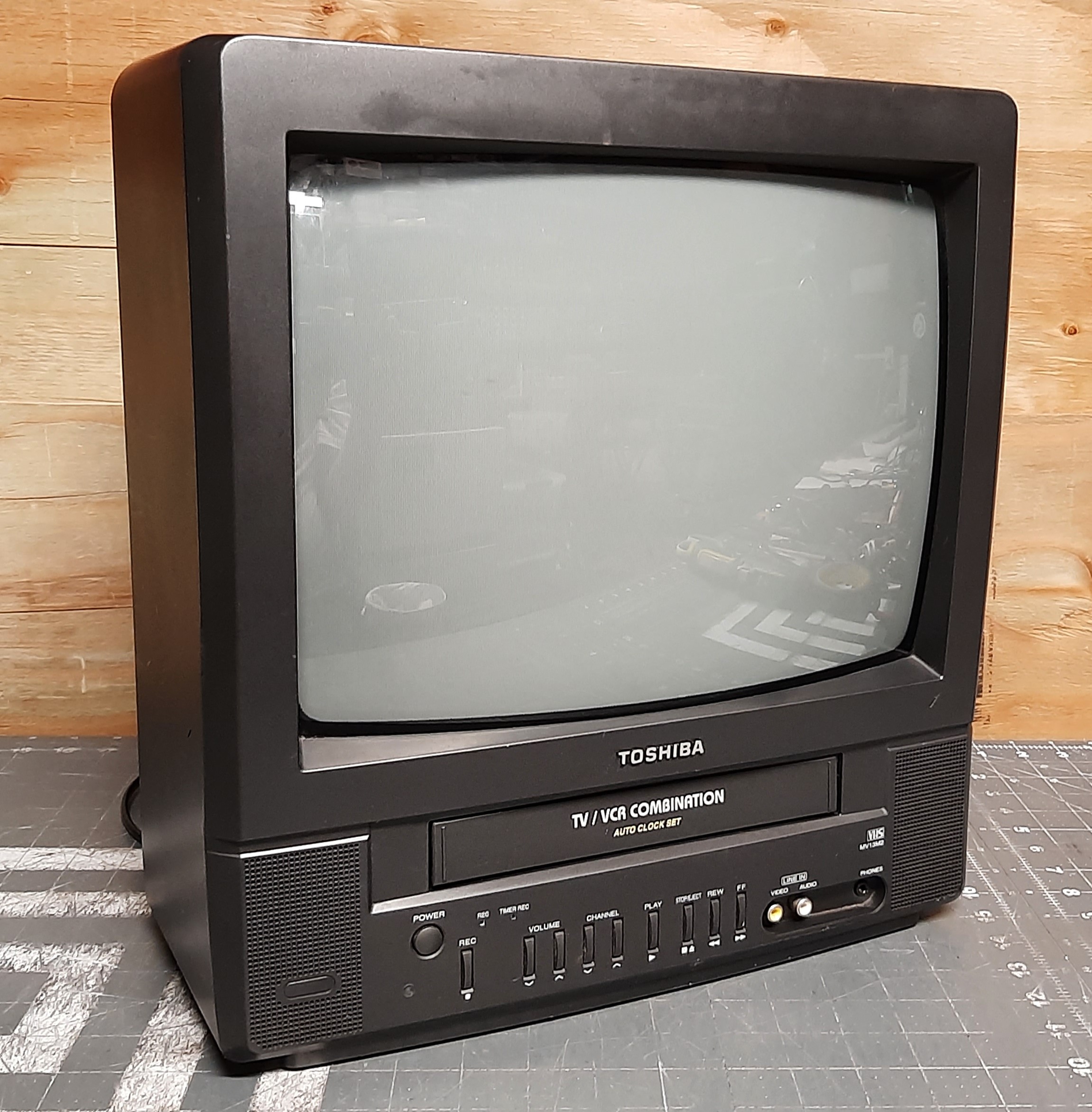 Toshiba MV13M2 | CRT Database