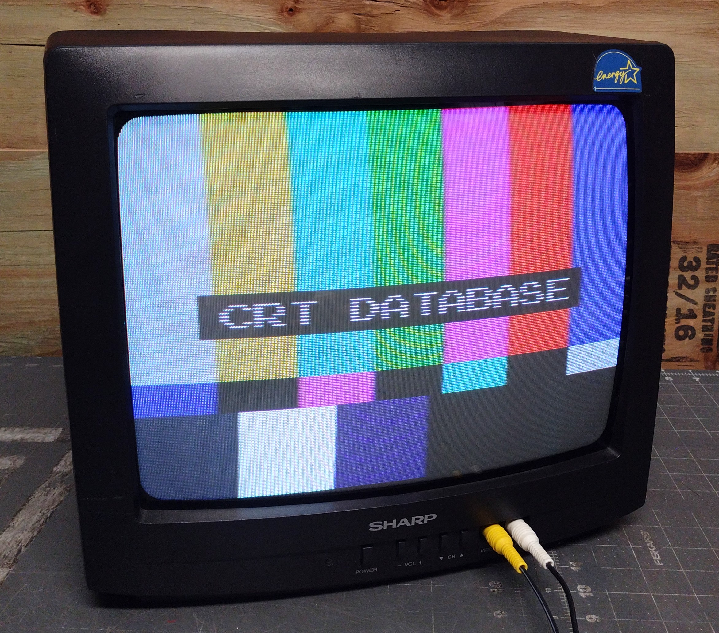 テレビ/SHARP Sharp 13K-M100 | CRT Database