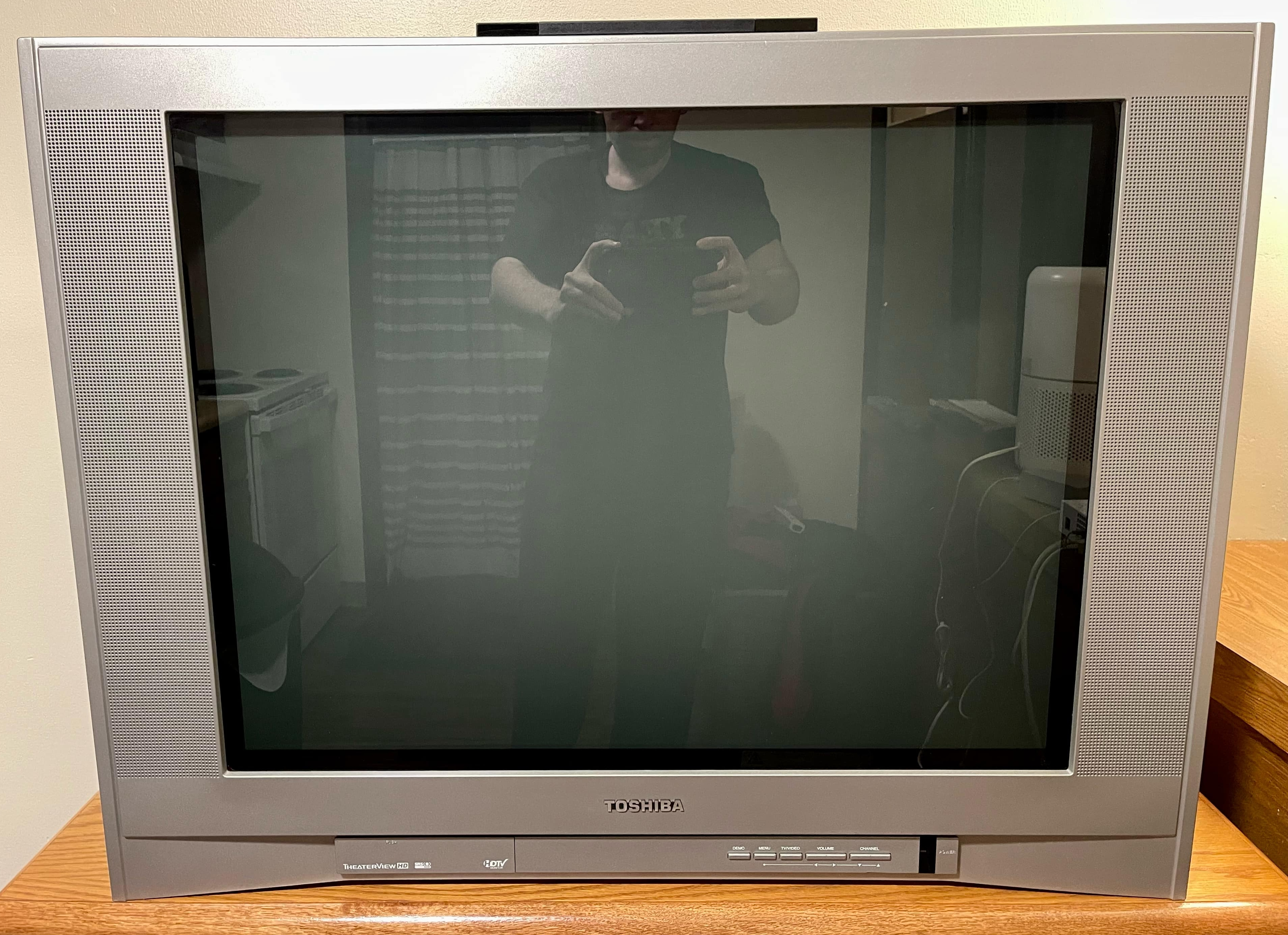 テレビTOSHIBA 32型 東芝 REGZA 32V30 [32インチ] 価格比較 - 価格.com