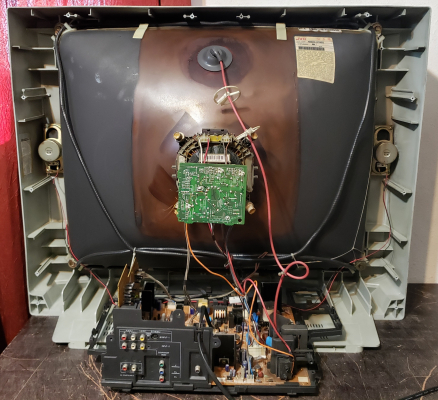 Click to view image in new tab JVC AV-32D303