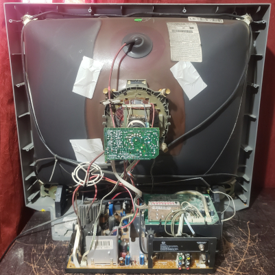 Click to view image in new tab RCA 27V414T (YX6)
