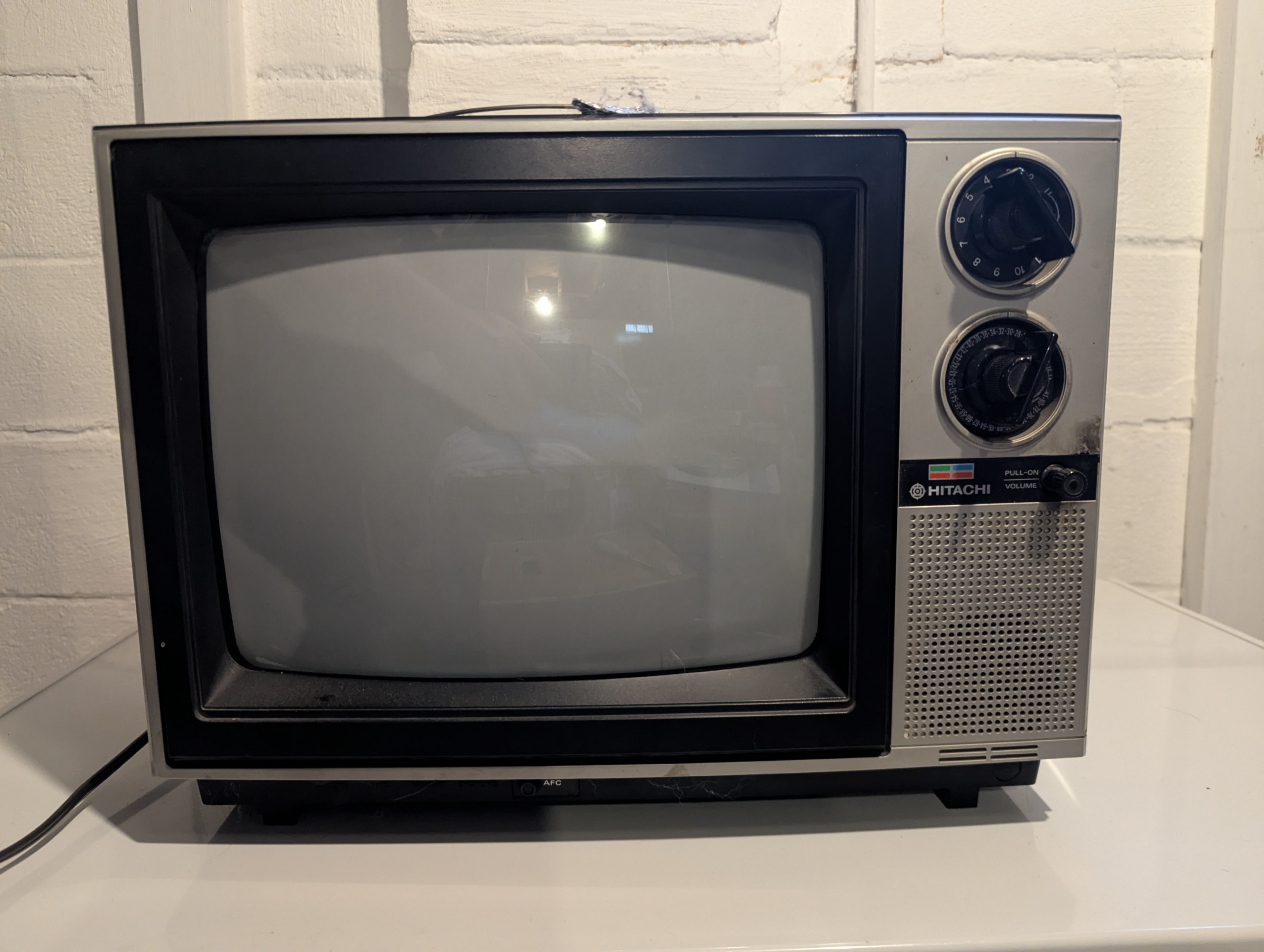 テレビ　 Hitachi CT-1301 | CRT Database