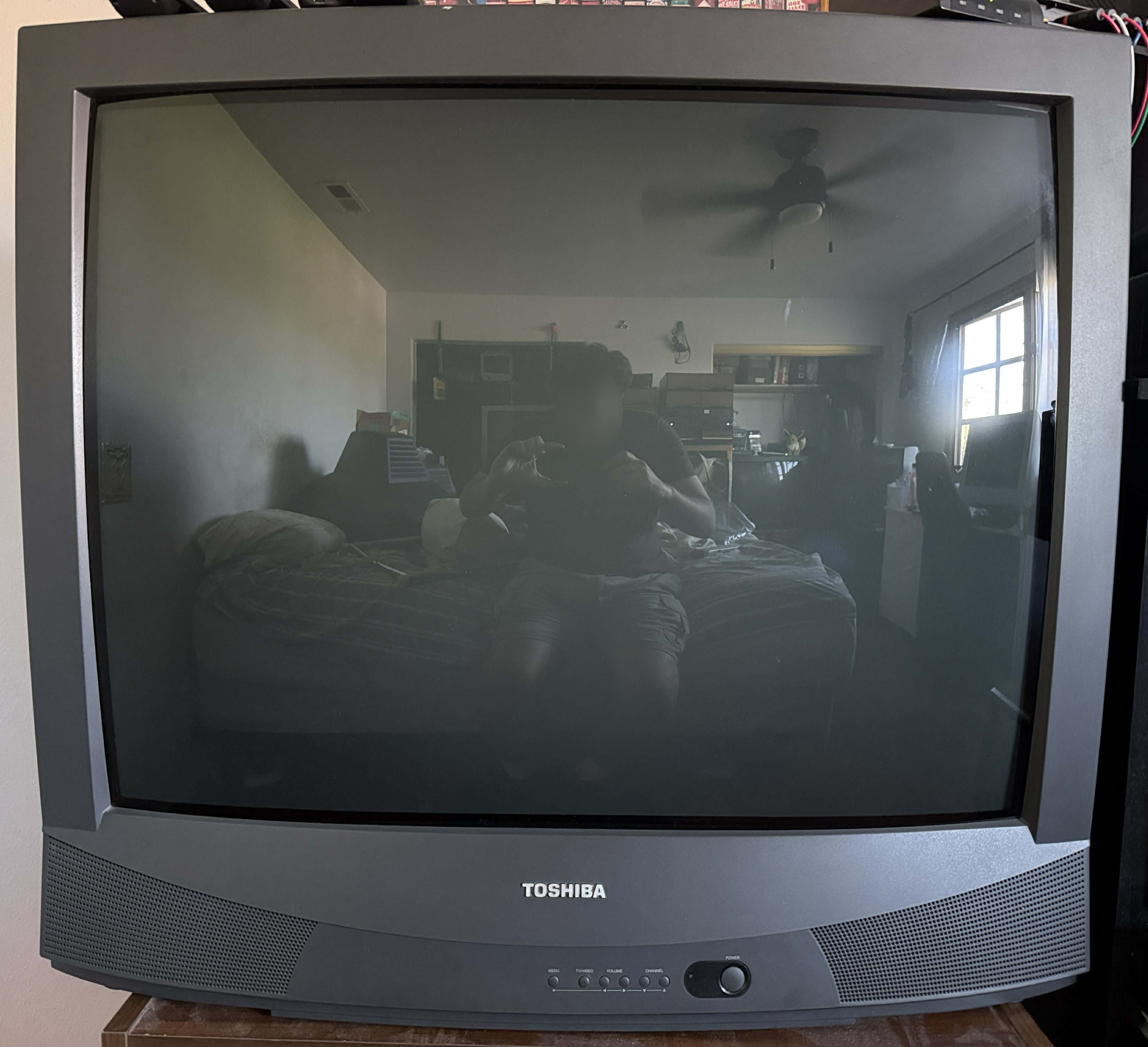 Toshiba CZ36V51 | CRT Database
