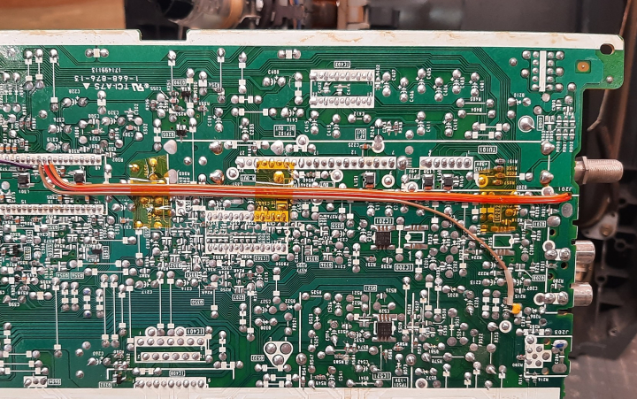 KV-20M40%20PCB%205