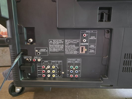 JVC AV-32S575