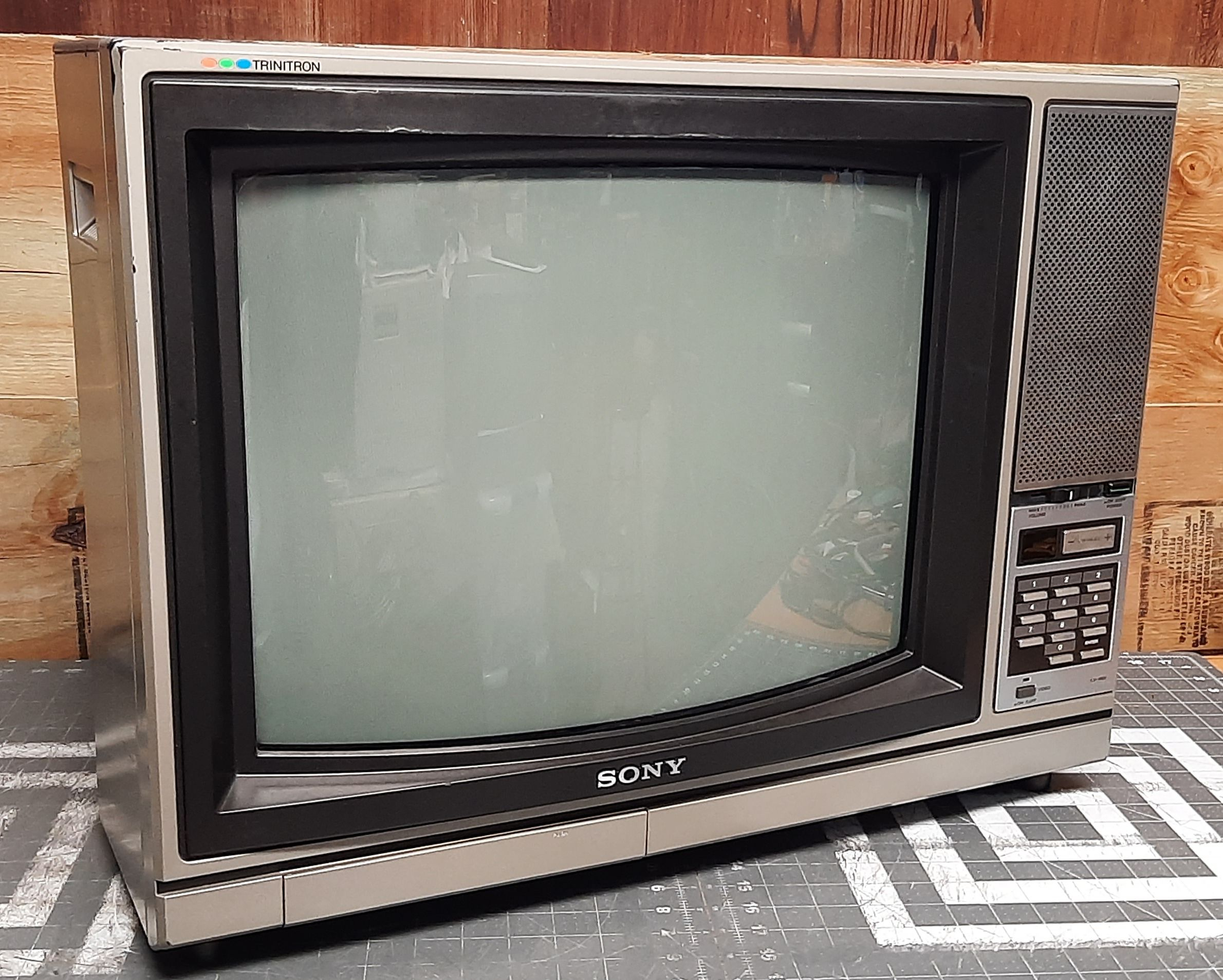 Sony KV-1965 | CRT Database