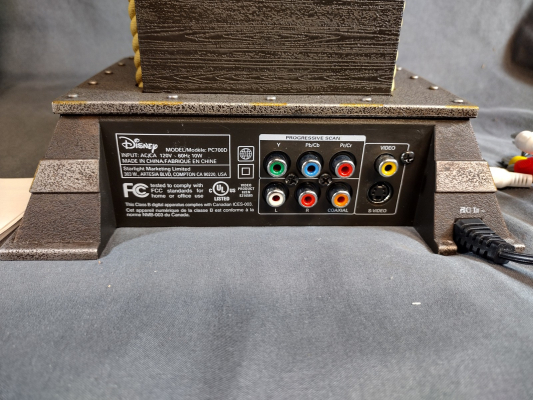 Starlight Marketing Limited Pirates of the Caribbean PC1310ATV