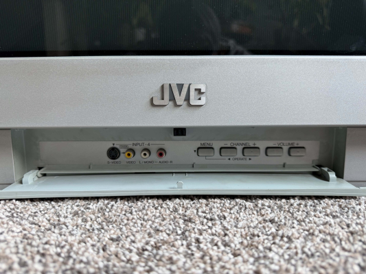 JVC AV-32S575