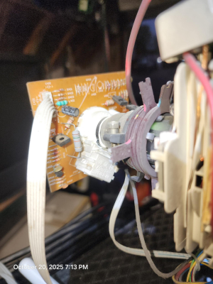 Click to view image in new tab Advent Q2035A