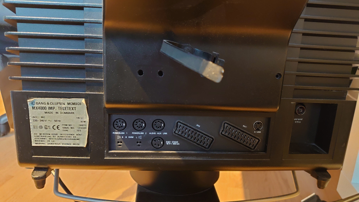 Click to view image in new tab Bang & Olufsen MX4000