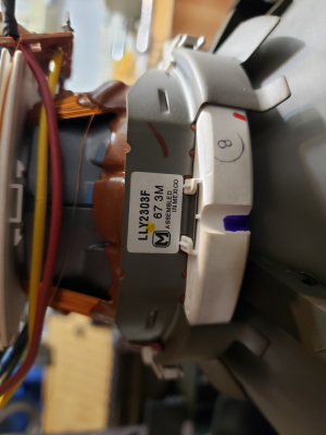 Panasonic PV-M2046