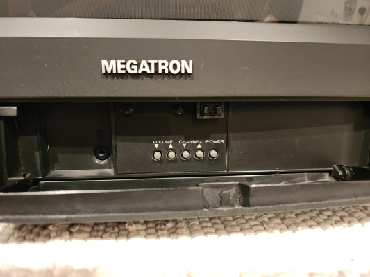 Megatron CTV-1971