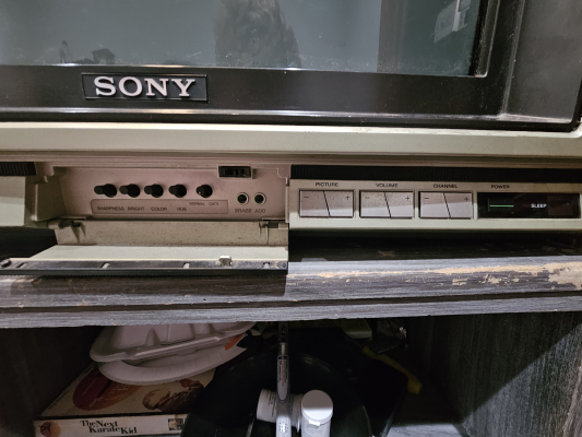 Click to view image in new tab Sony KV-1925R