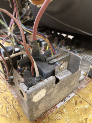 Curtis Mathes J1330MW