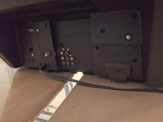 Click to view image in new tab Sony KD-36FS170