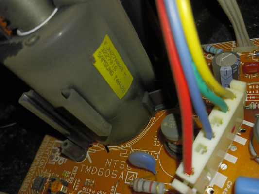 Click to view image in new tab Durabrand DU2701