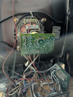 RCA 32V434T