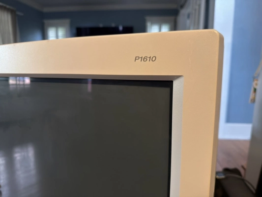 Compaq P1610