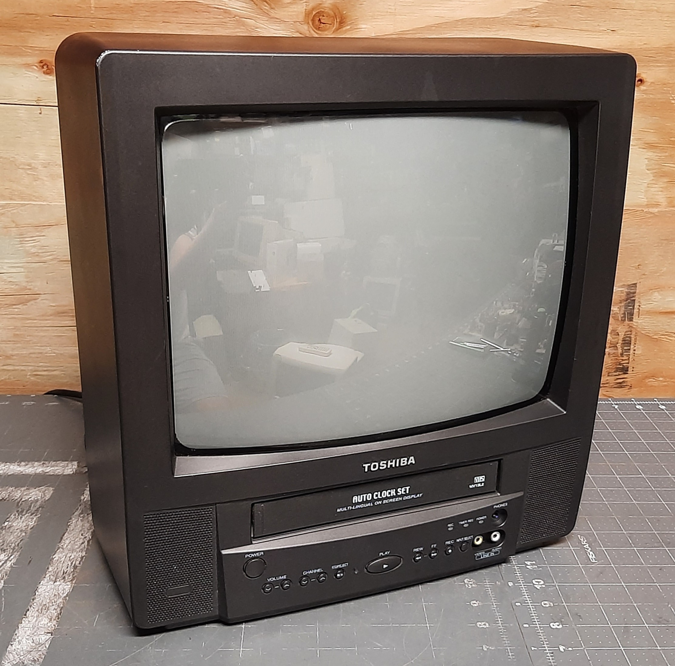TOSHIBAテレビ Toshiba CZ19T31 1a.jpg