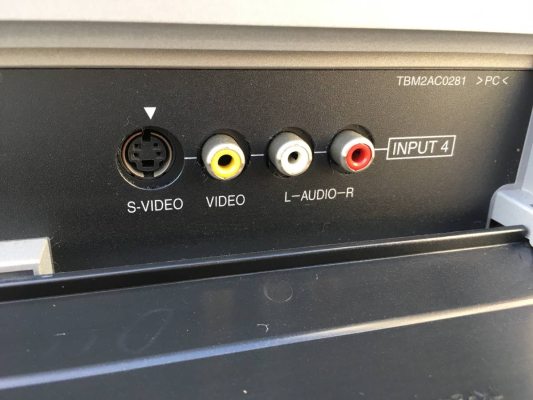Click to view image in new tab Panasonic CT-32HX40