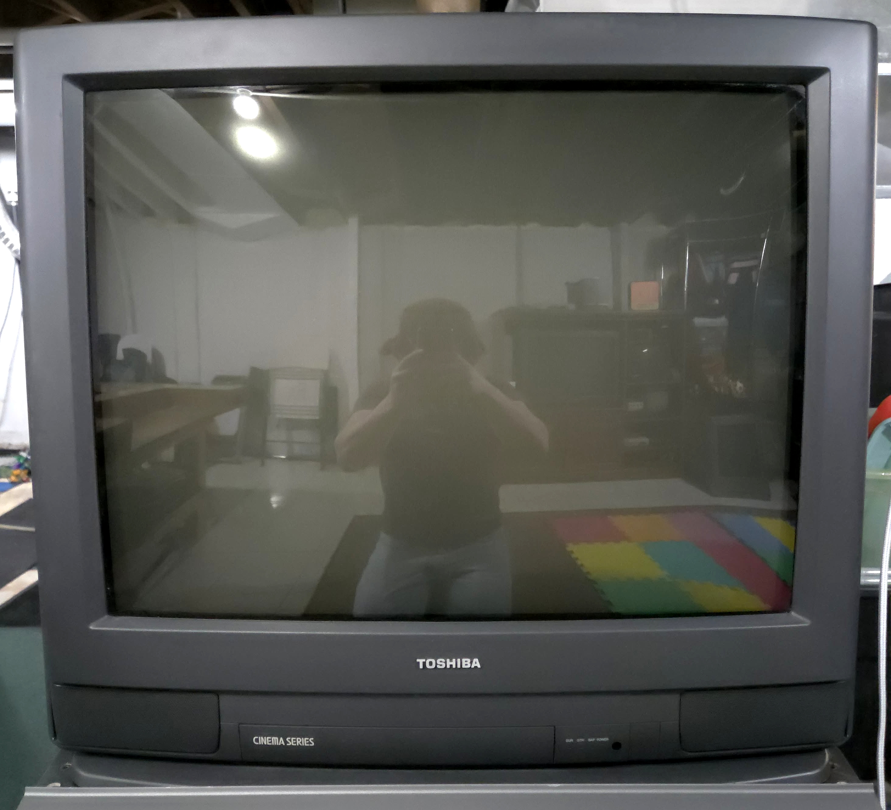 テレビ Y Toshiba CN27D90 | CRT Database