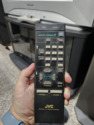 JVC AV-2779S