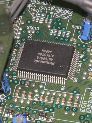 JVC AV-32S575