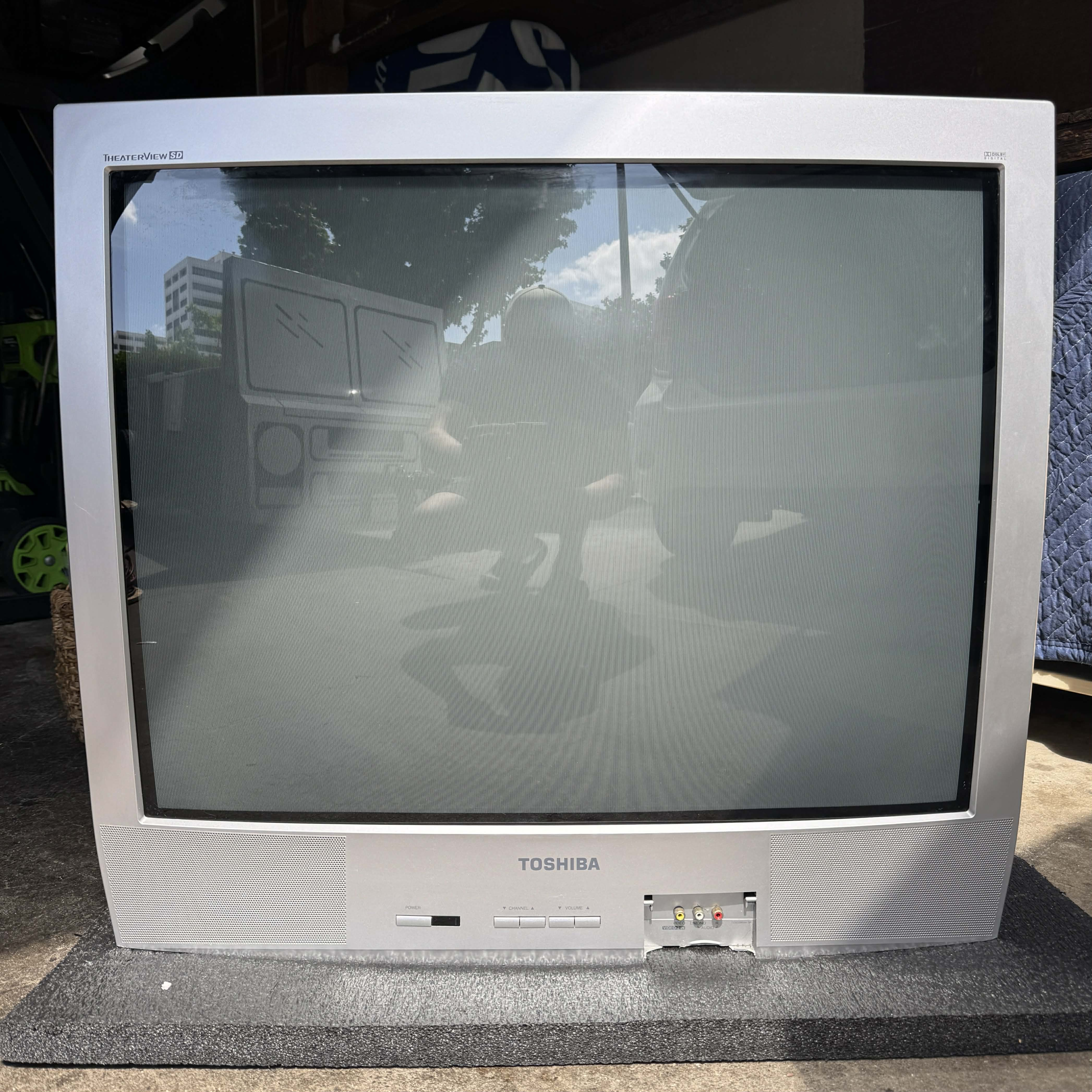 Toshiba 32D46 | CRT Database