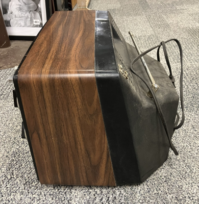 Click to view image in new tab RCA AC121W