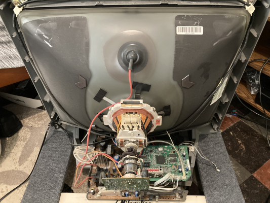 Click to view image in new tab RCA 27V414T (YX8)