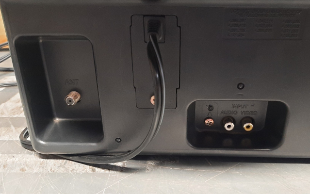 Panasonic CT-13R18W