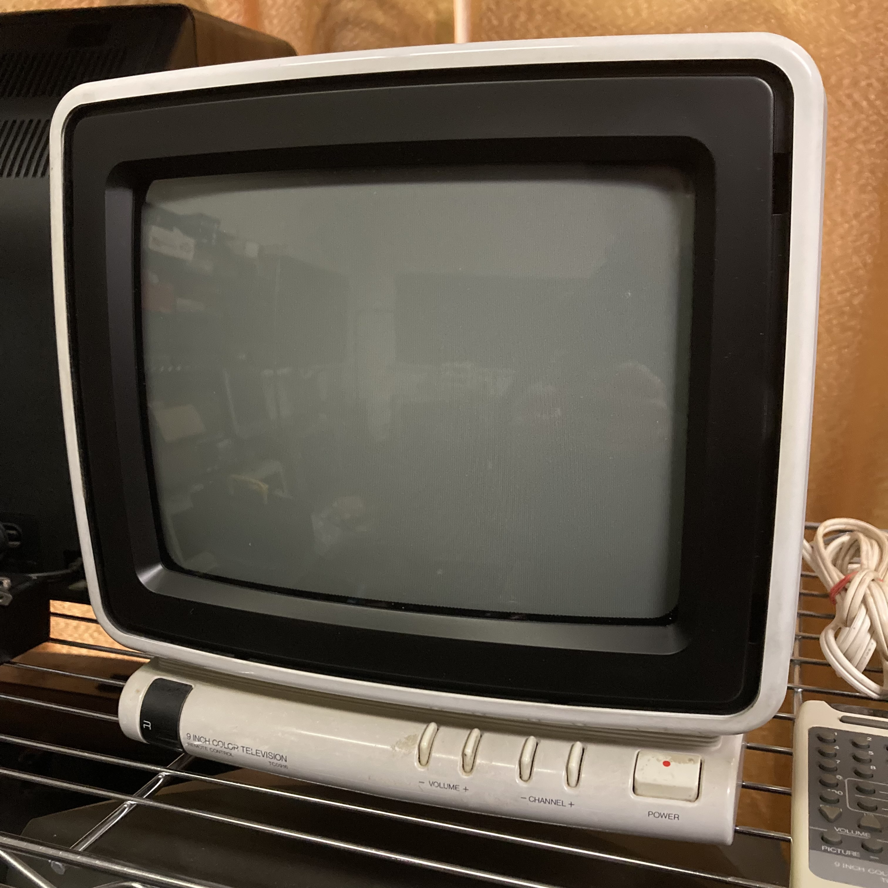 Emerson TC0916 | CRT Database