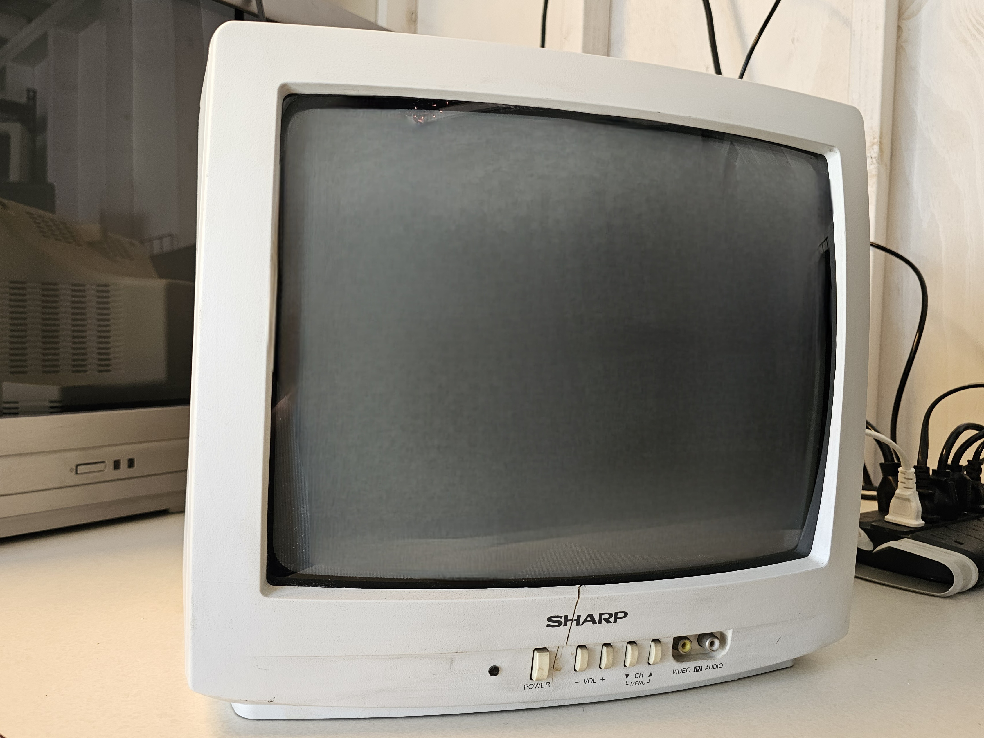 Sharp 13N-M150B | CRT Database