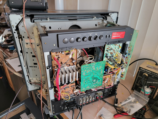 Click to view image in new tab Sony PVM-2530