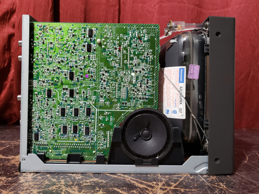 Click to view image in new tab JVC TM-910SU