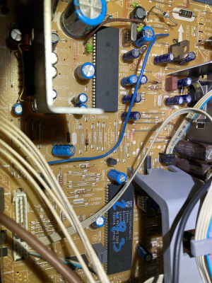 Click to view image in new tab RCA 27V530T