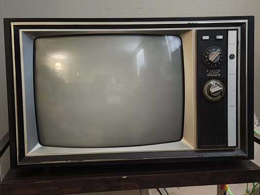 Click to view image in new tab Zenith S1908C