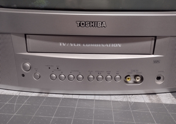 Toshiba MV13P3