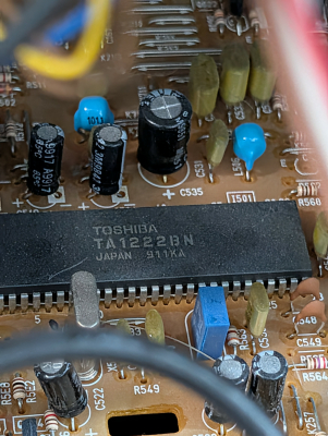 Hitachi 36UX59B