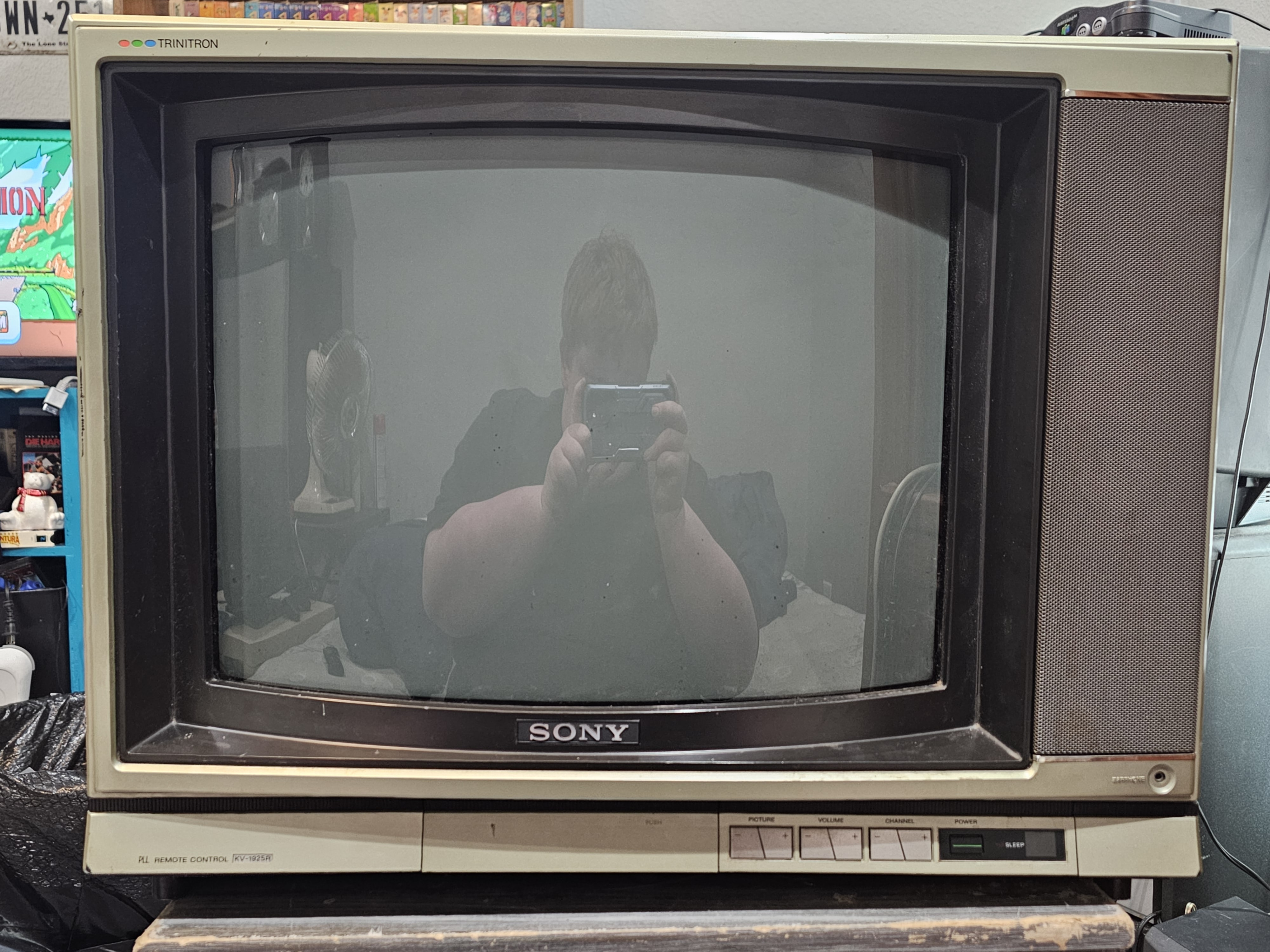 nomu　60インチ Sony KV-1925R | CRT Database