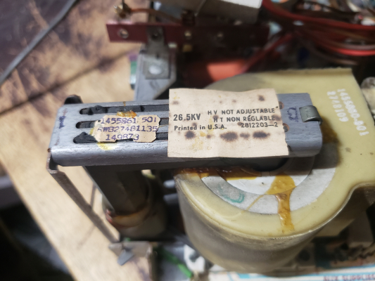 RCA Roommate FFR440W