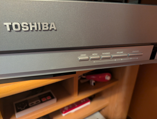 Click to view image in new tab Toshiba 35AF44